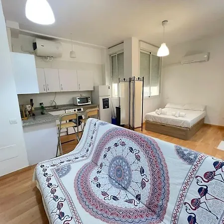 Flat In Atarazanas - Souv Apartment Malaga